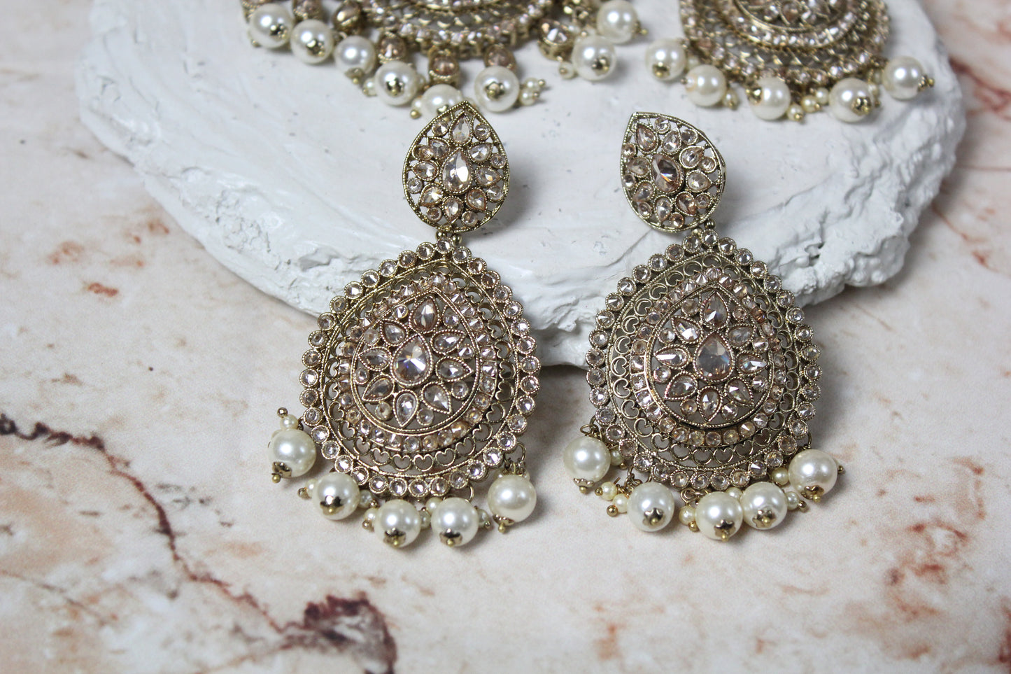 Anushka Polki Bridal Set in Gold