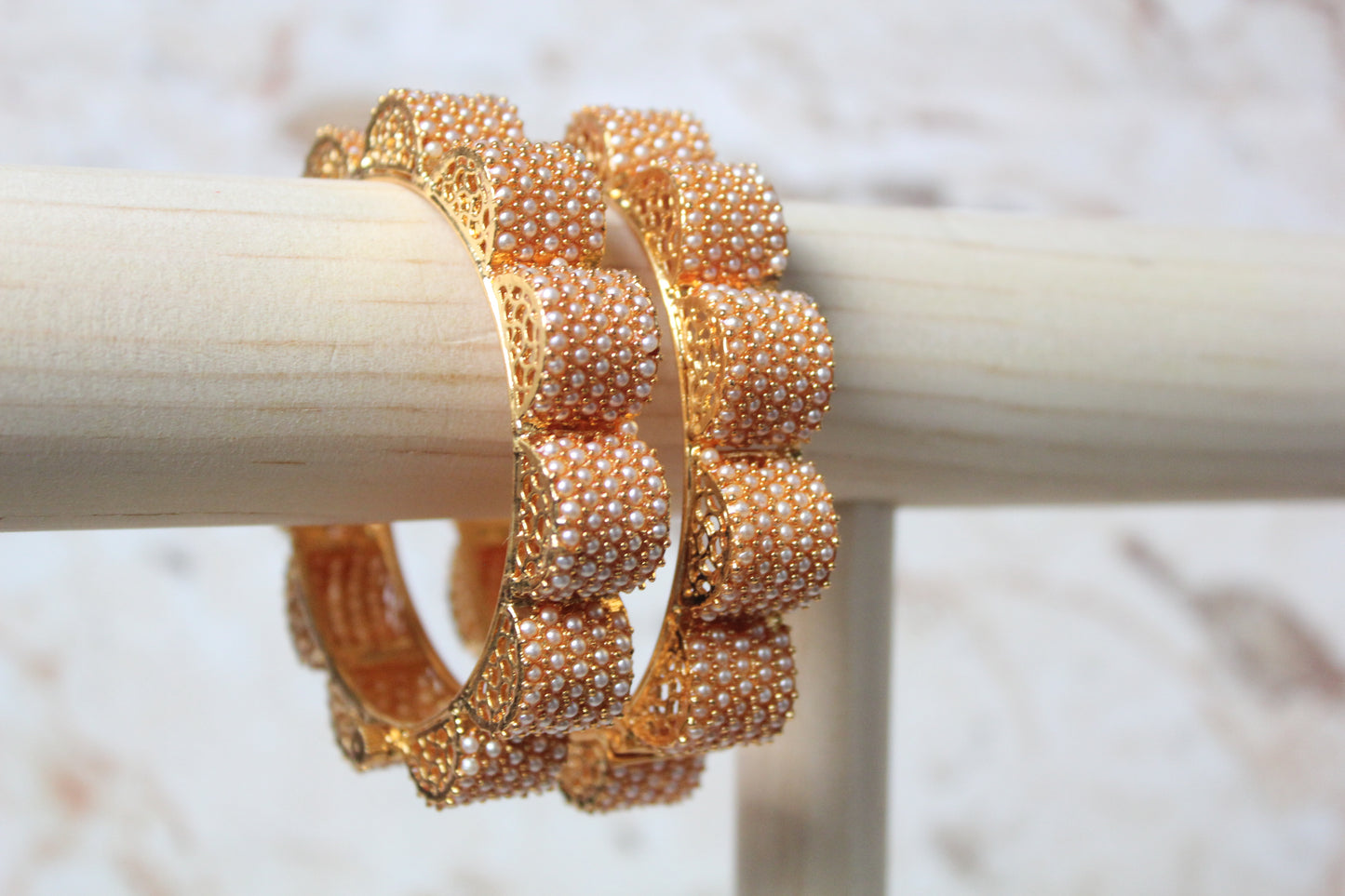 Elena Kada (Bangle) in Gold