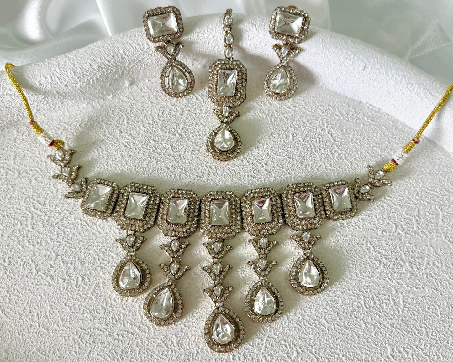 Indrani Necklace Set