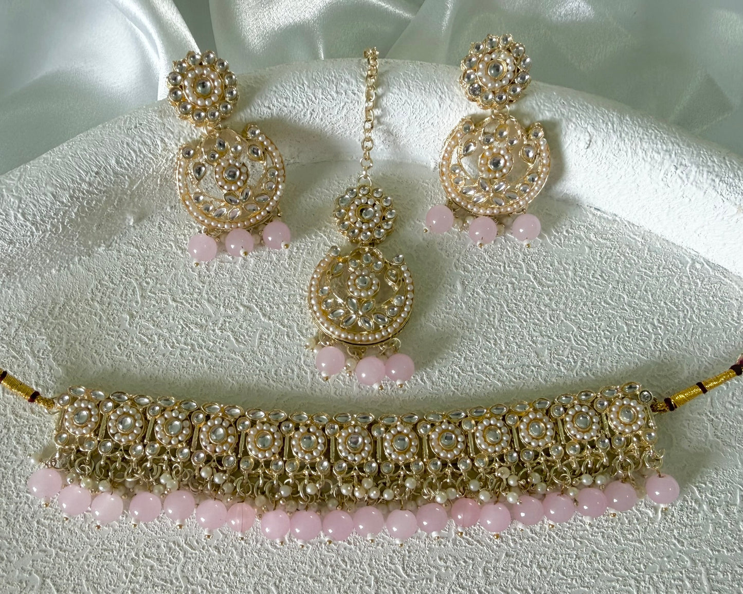 Mina Necklace Set in Pastel Pink