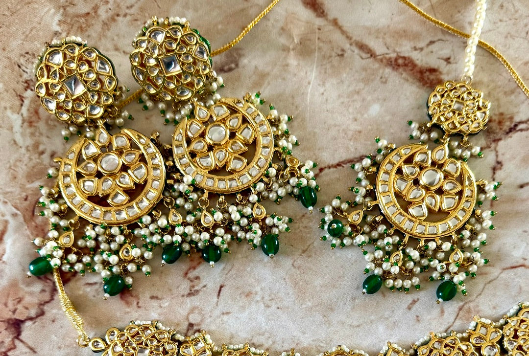 Tanvika Bridal Necklace Set