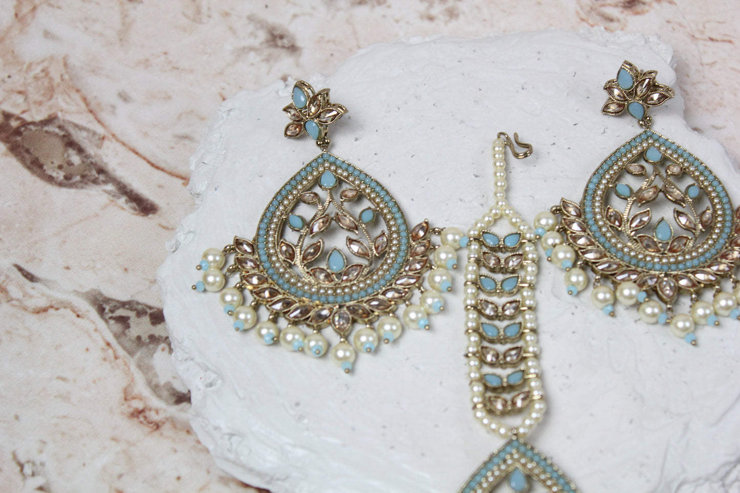 Tamanna Earring and Tikka Set in Light Blue