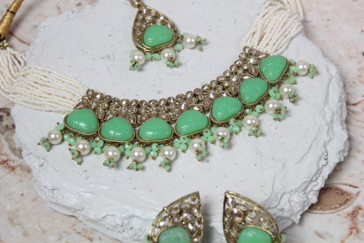 Isabelle Necklace Set in Light Green