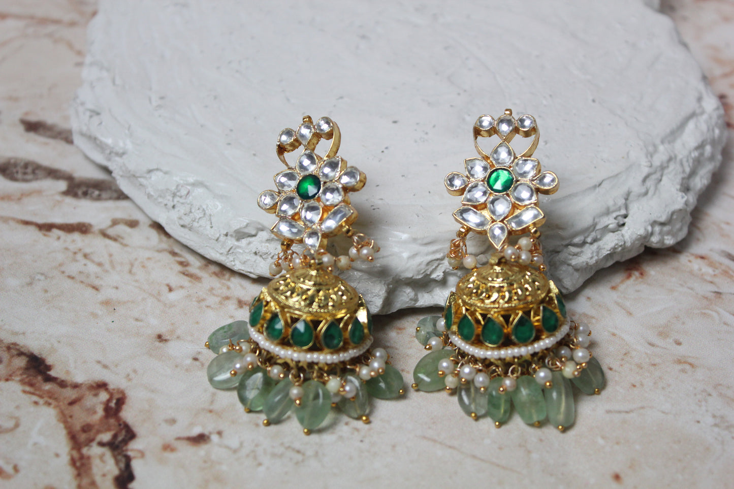 Myura Pachi Kundan Necklace Set in Light Green