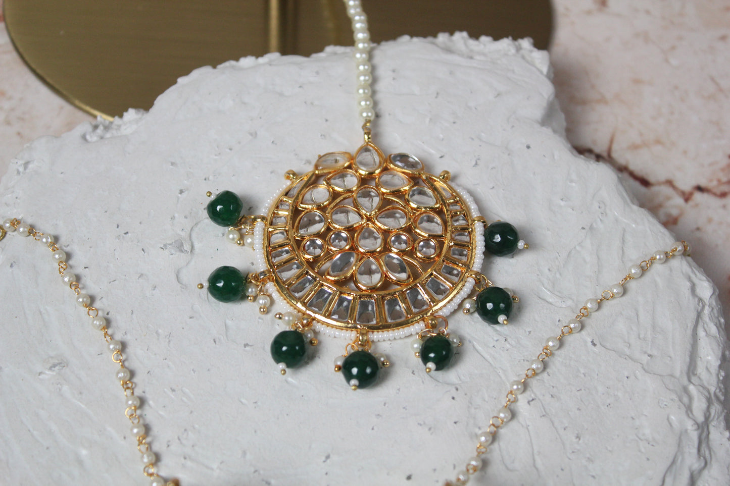 Sara Kundan Necklace Set in Green